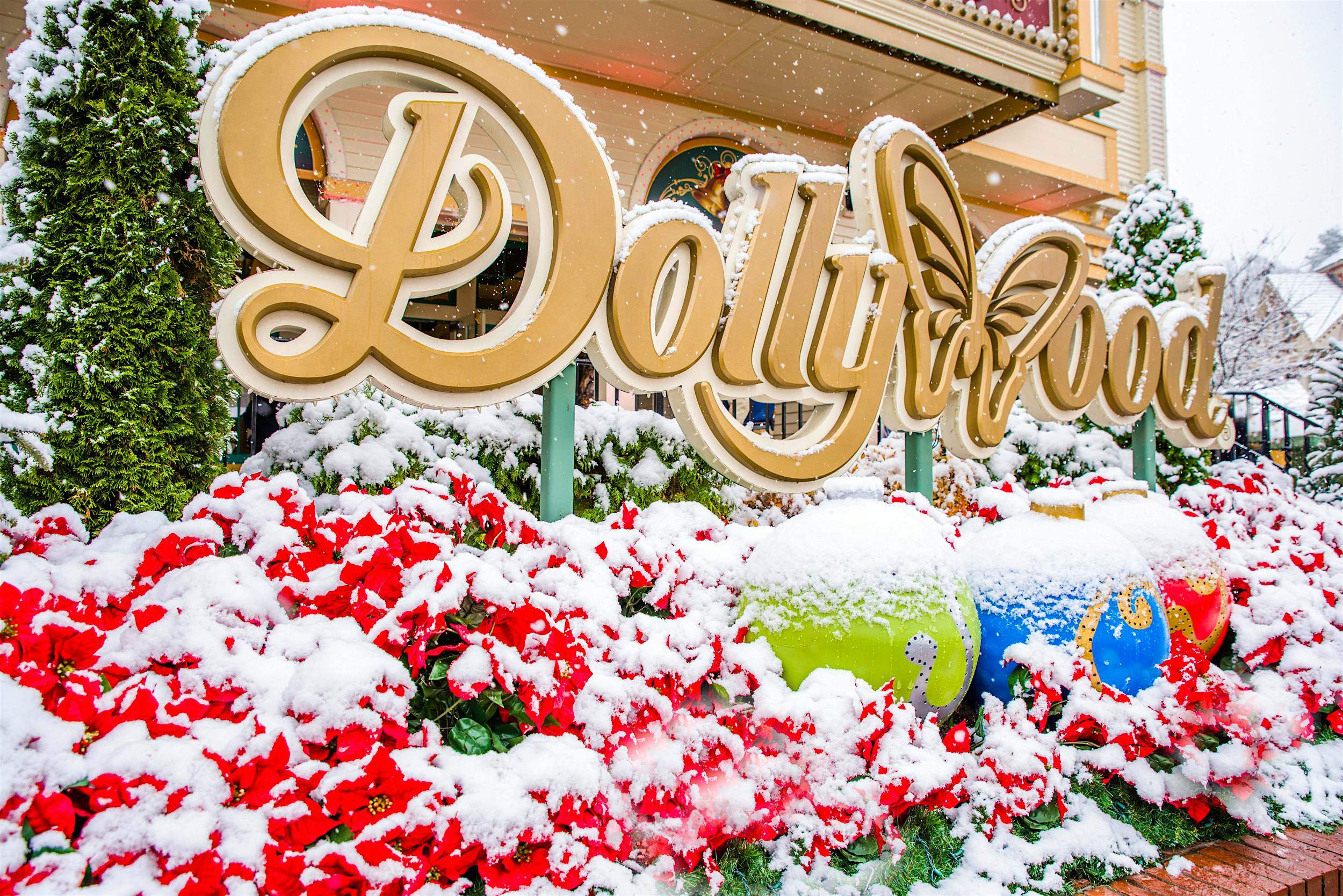 Loving Dolly Parton’s America podcast? Plan a trip to Dollywood this